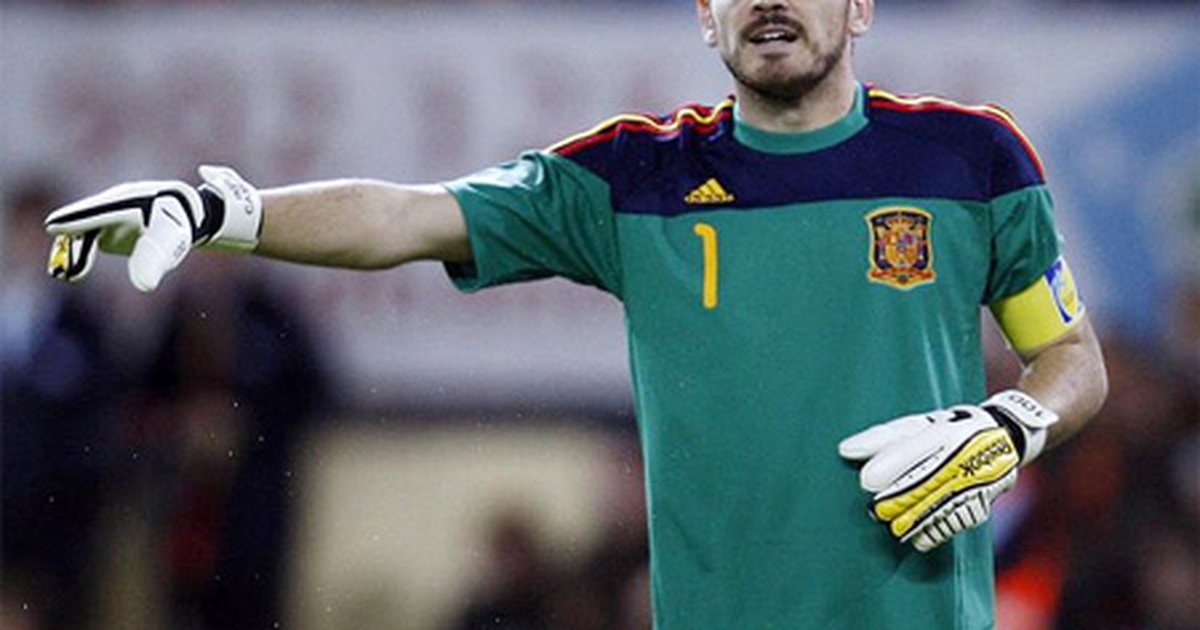 casillas 2010 0018