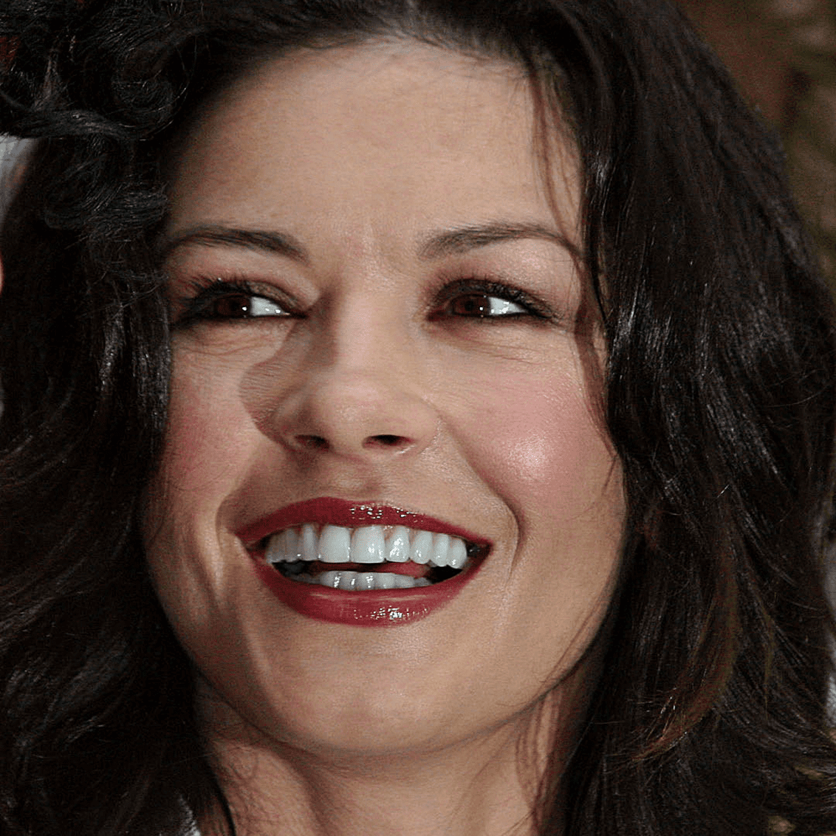 catherine zeta jones breast size 0021
