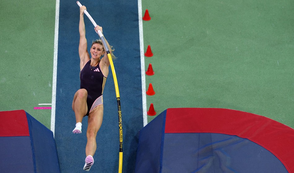 caudery pole vaulter 0023