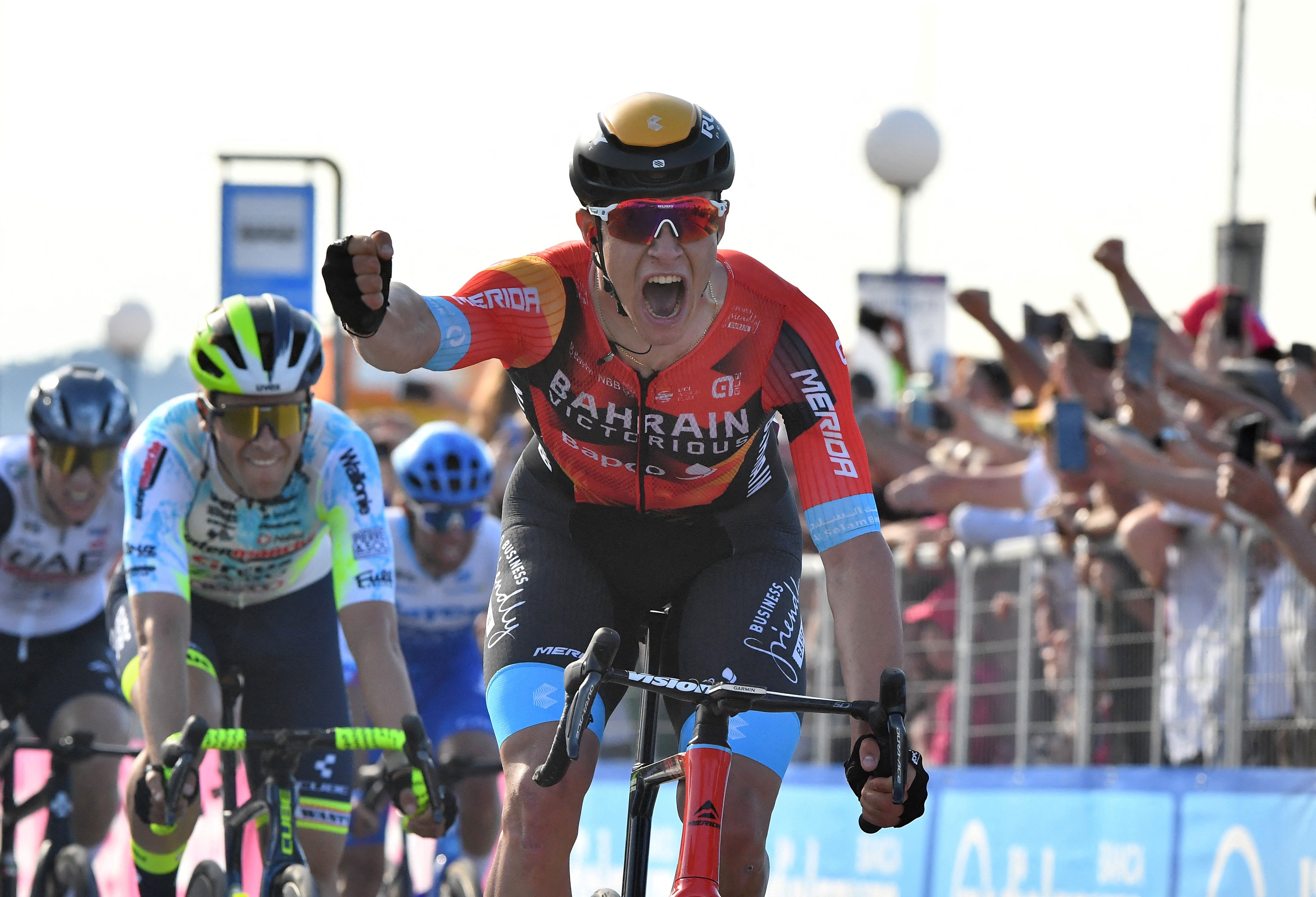 cavendish crash giro 2023 0017