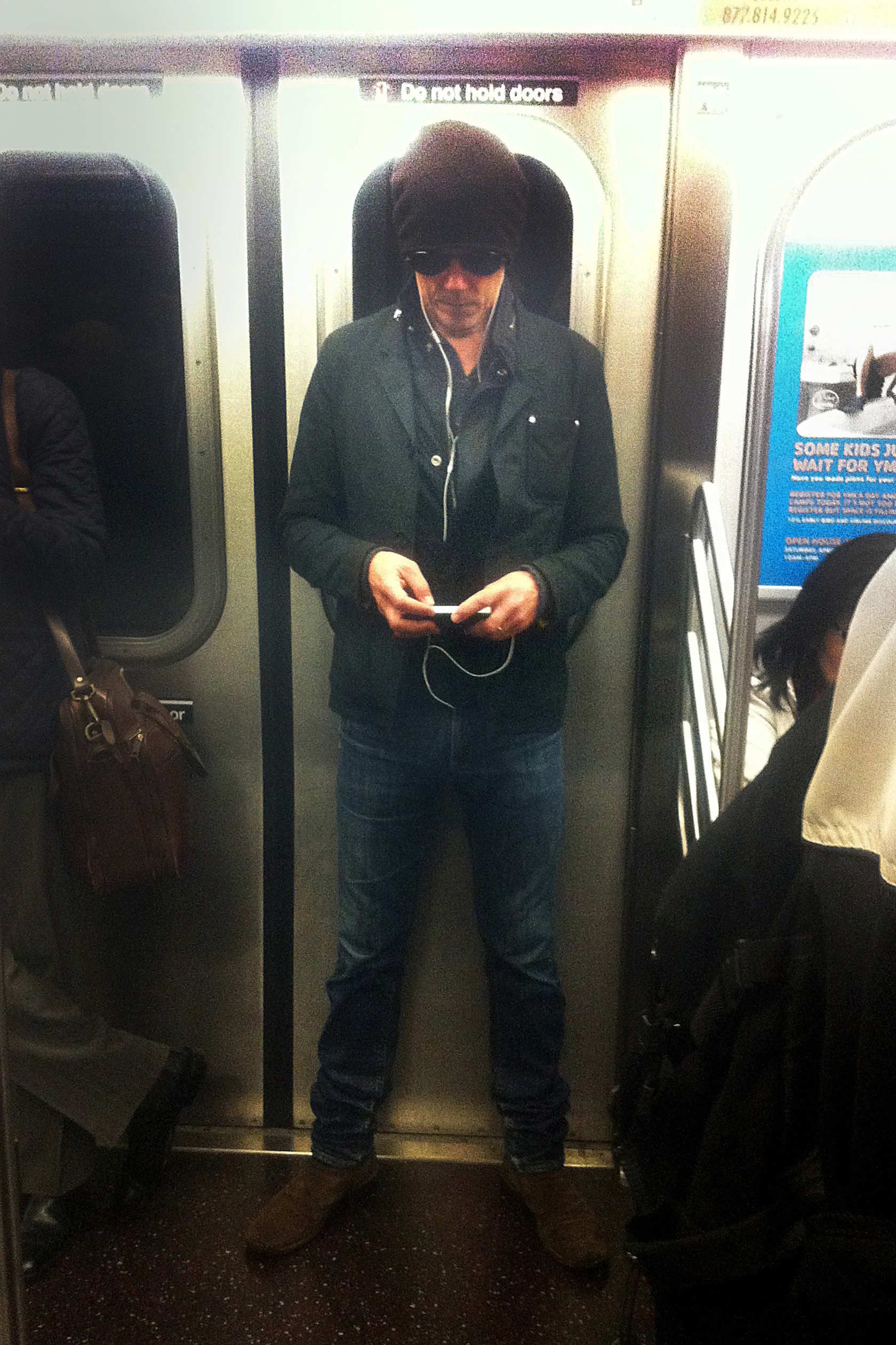 celebrities on subway 0010