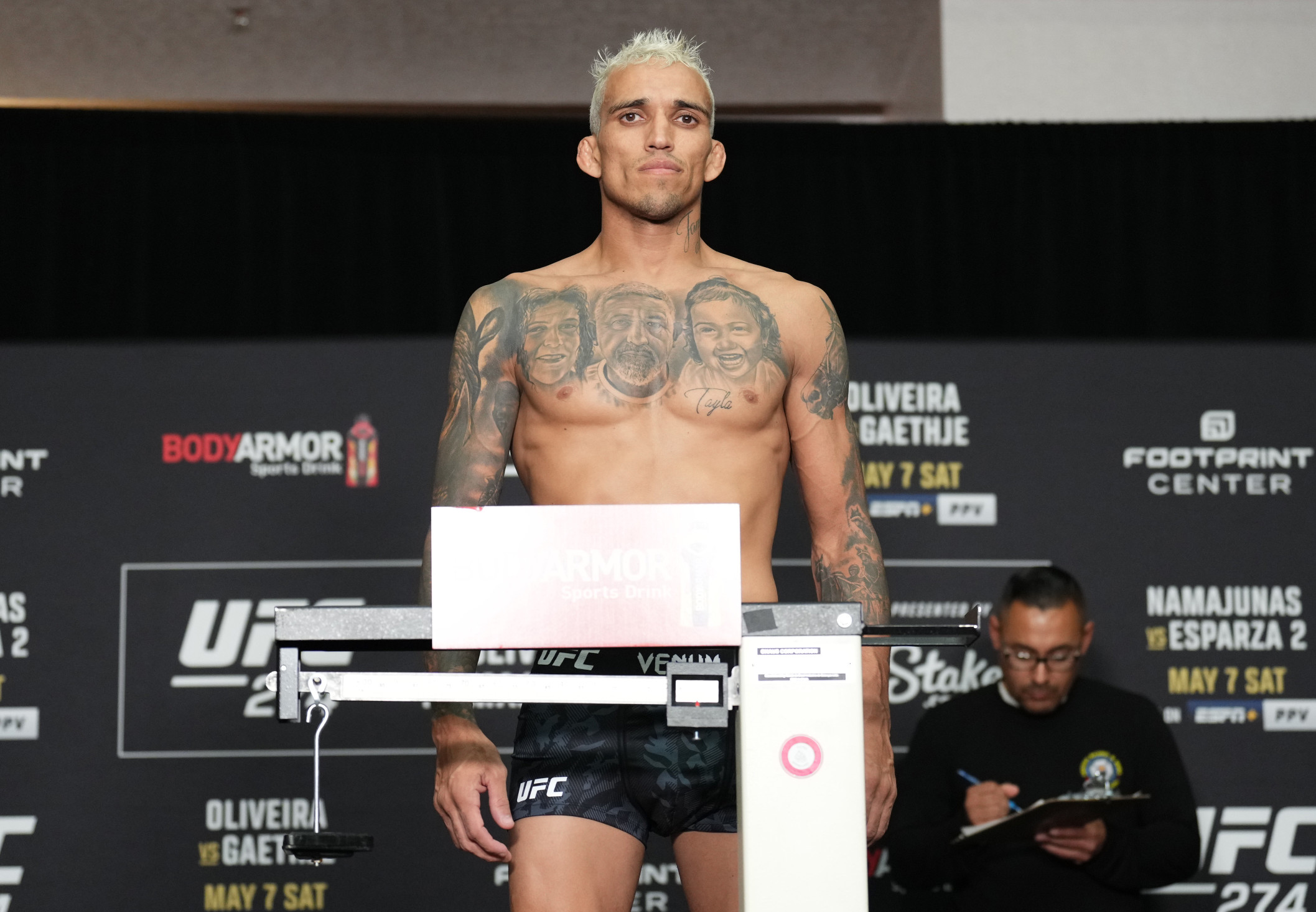 charles oliveira justin gaethje 0037