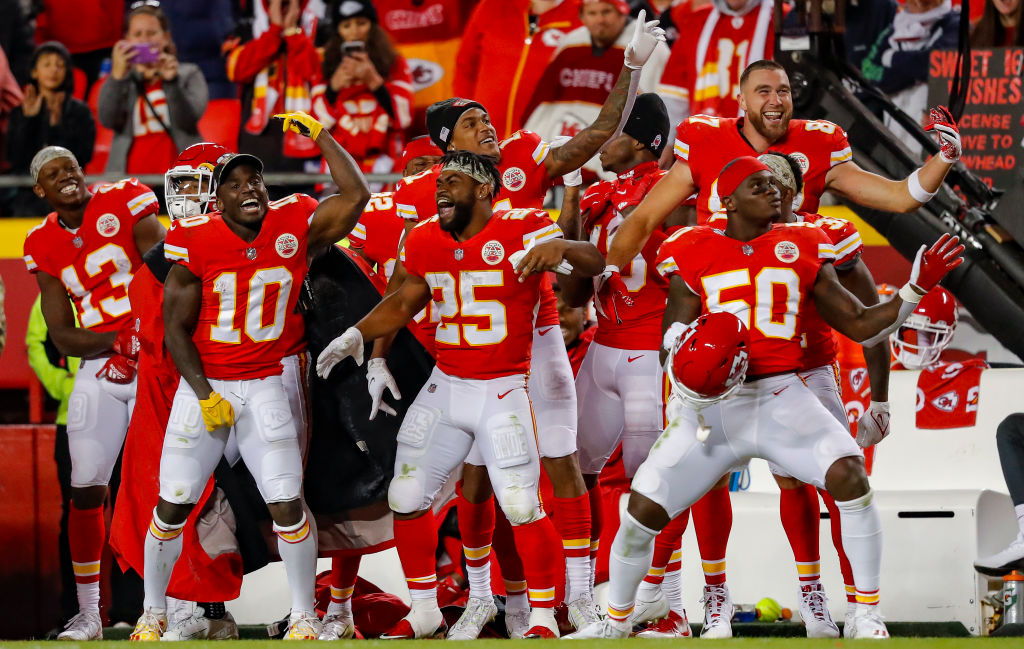 chiefs group picture 0010