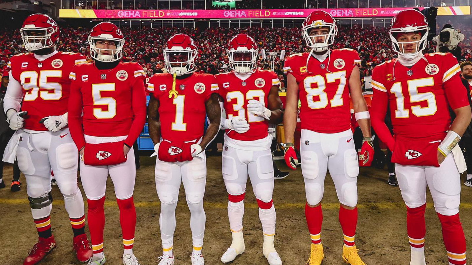chiefs group picture 0015
