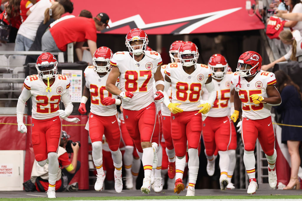 chiefs group picture 0019
