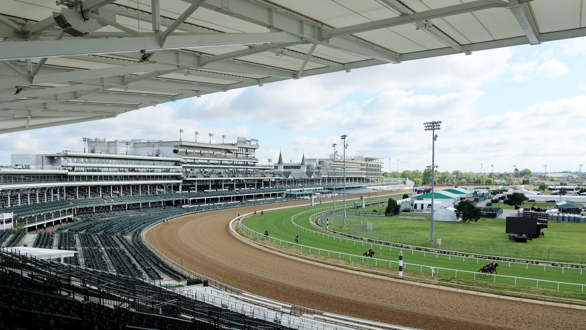 churchill downs kentucky derby 2023 0026