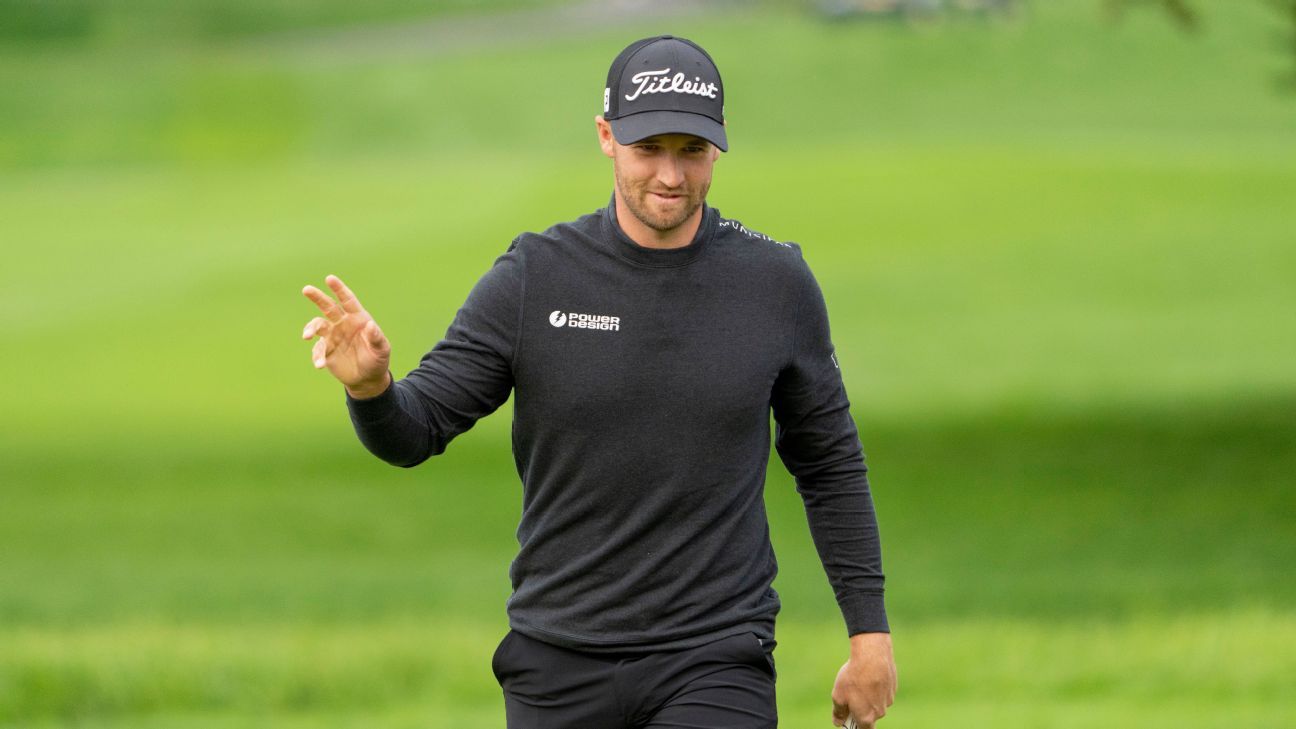 clark missed putt 0015