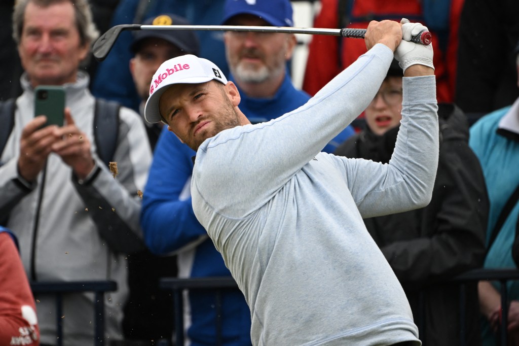 clark missed putt 0038