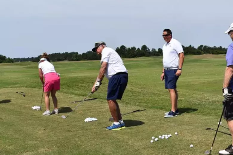 classic golf swing 0012