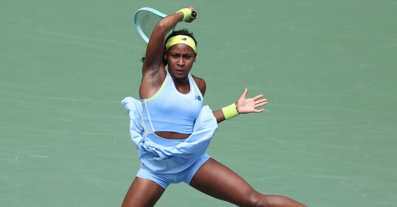 coco gauff forehand 0028