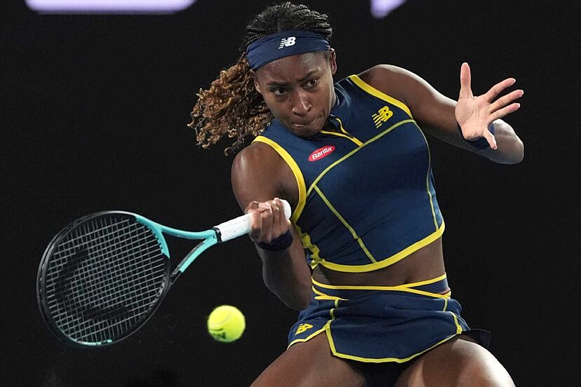 coco gauff forehand 0036