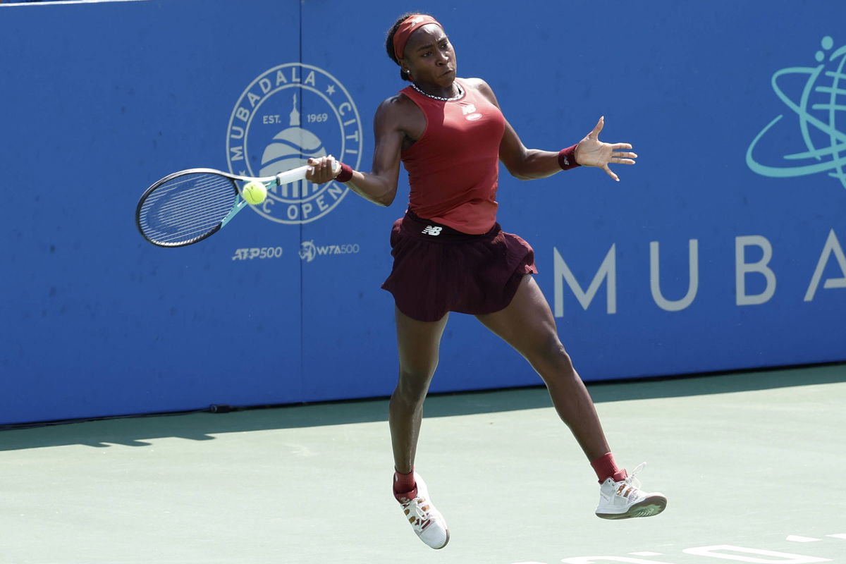 coco gauff forehand 0042