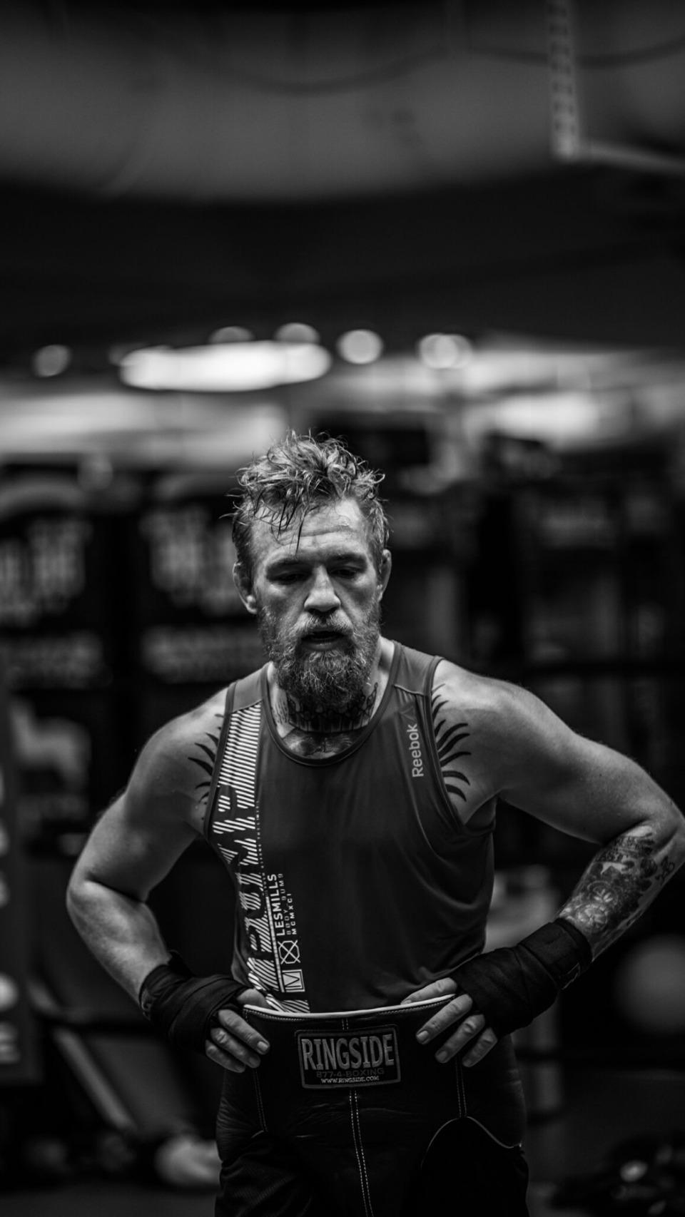 conor mcgregor black and white 0011