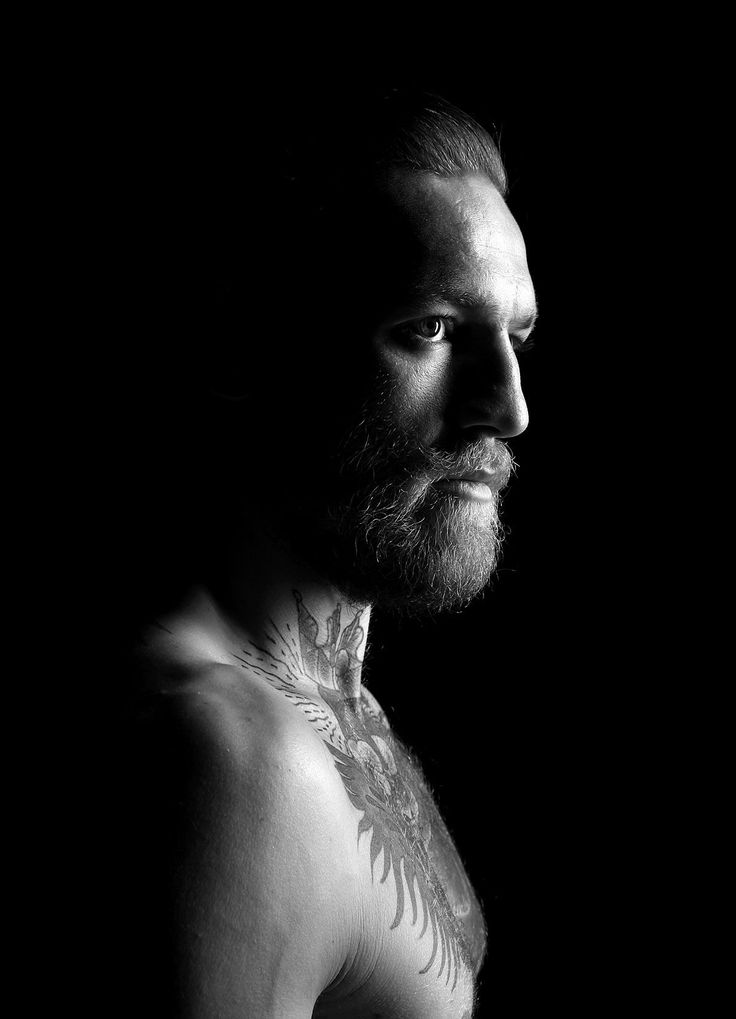 conor mcgregor black and white 0048