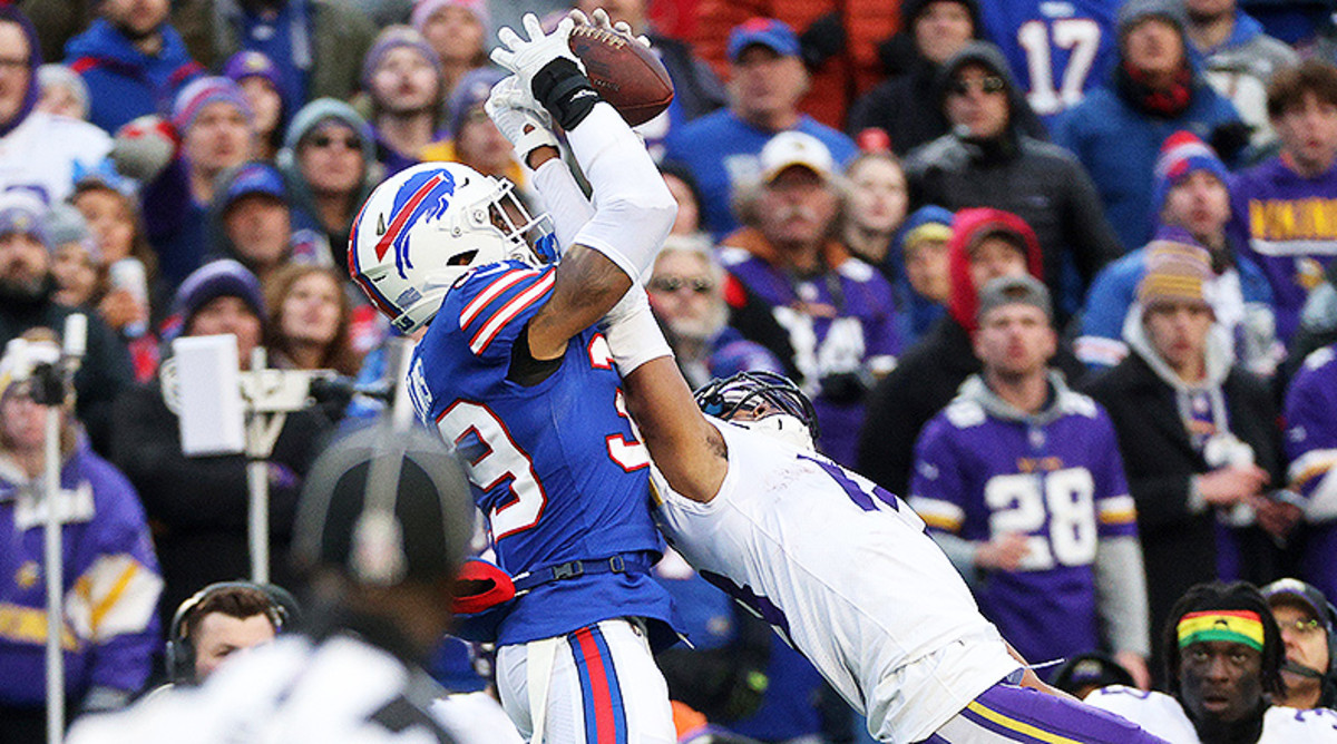 cool football catches wallpaper 0018