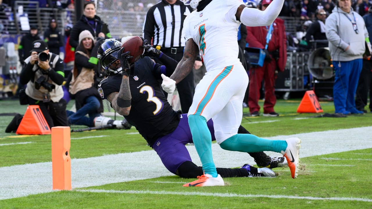 cool football catches wallpaper 0019