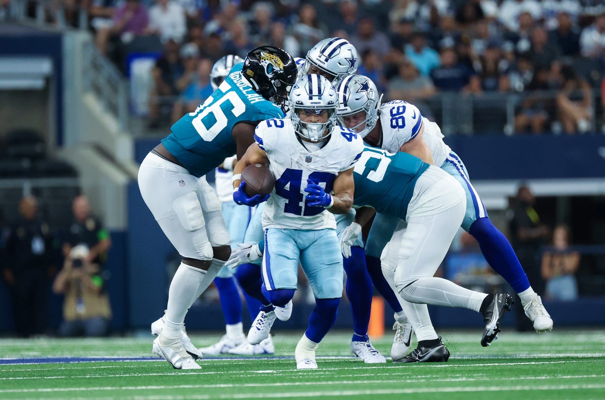 cowboys running back depth chart