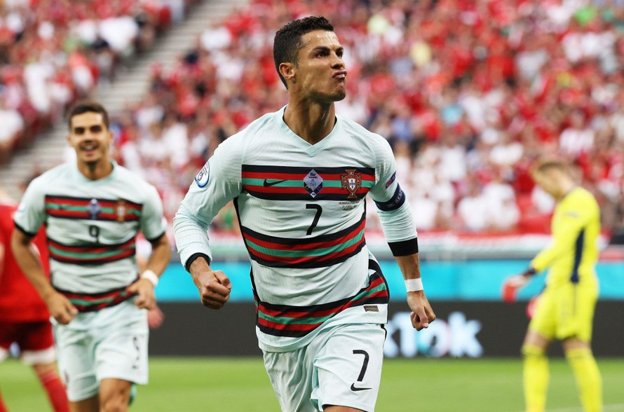 cr7 2020 0010