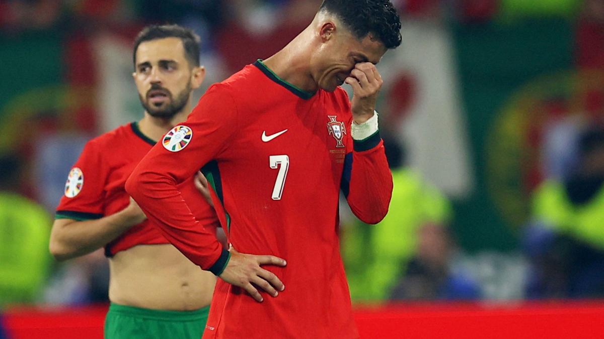 cr7 crying pic 0033