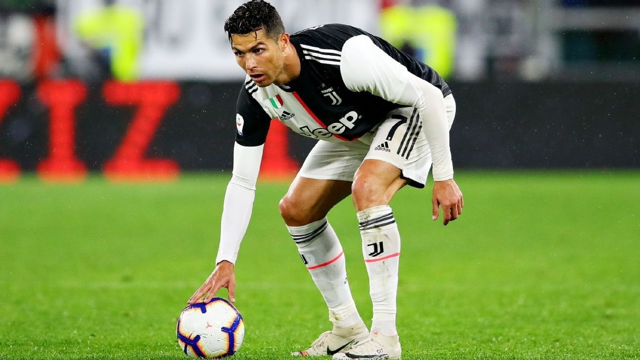 cr7 free kick 0014
