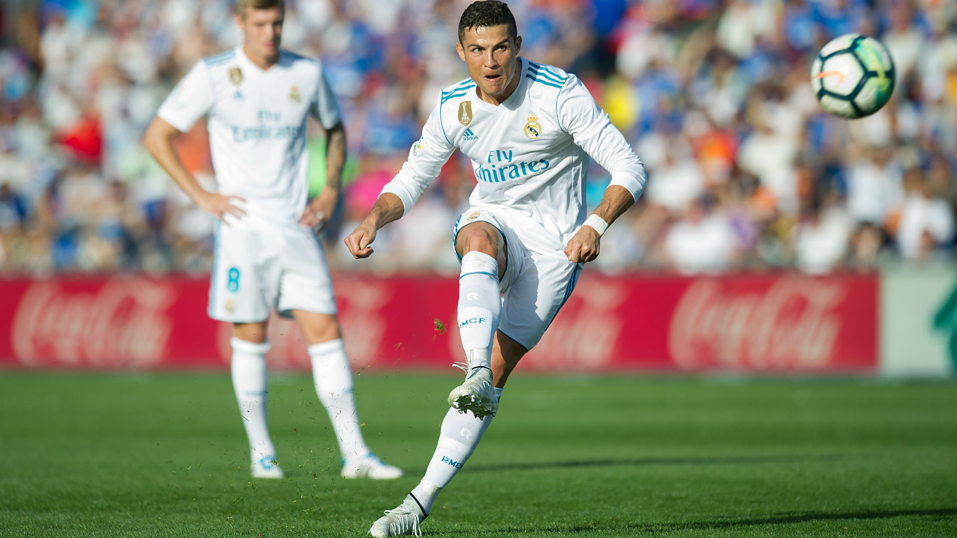 cr7 free kick 0015