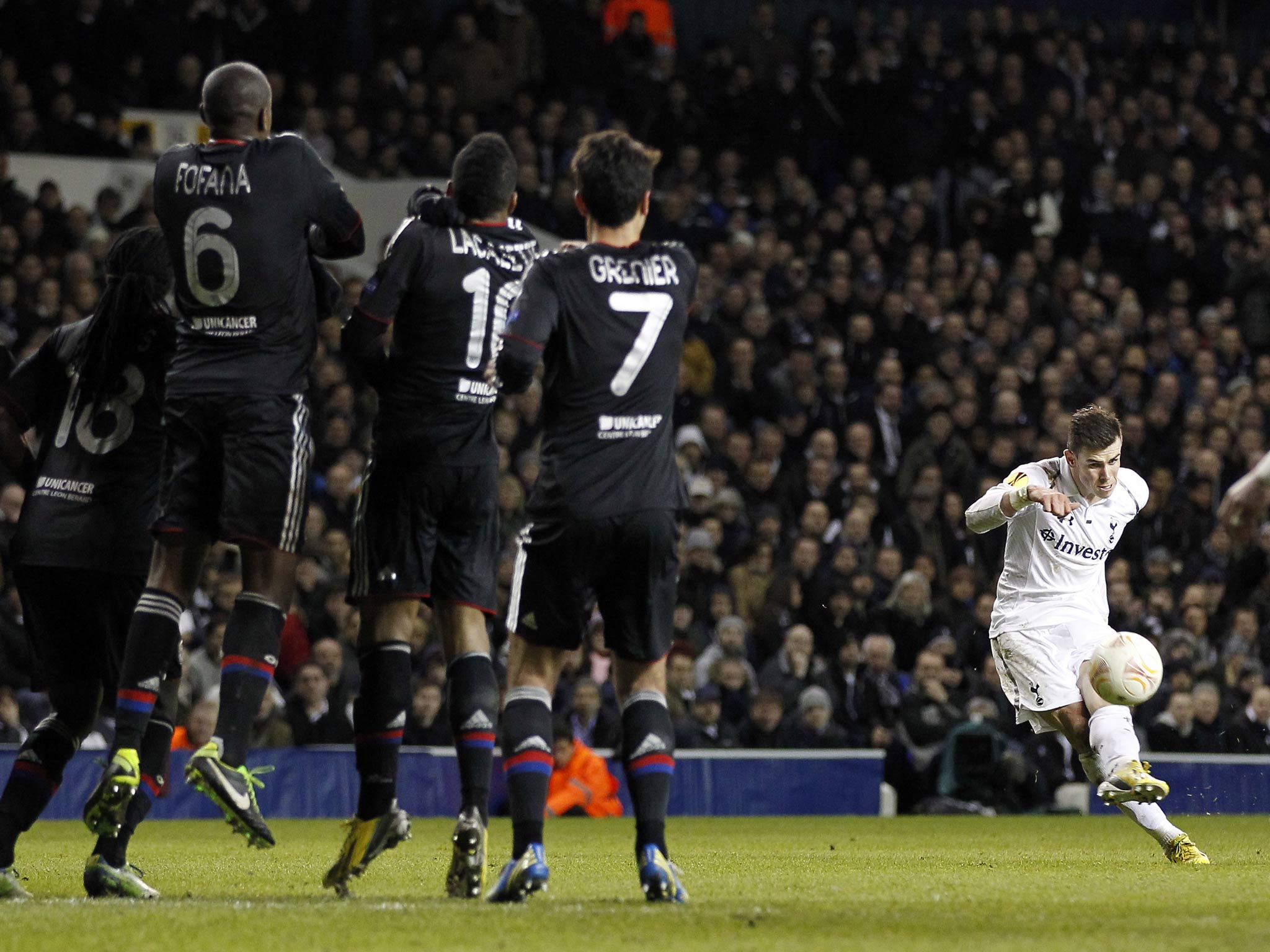 cr7 free kick 0017