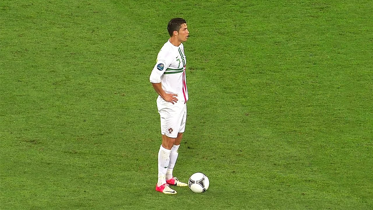 cr7 free kick 0036
