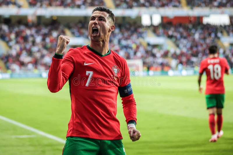 cr7 pfp 0027