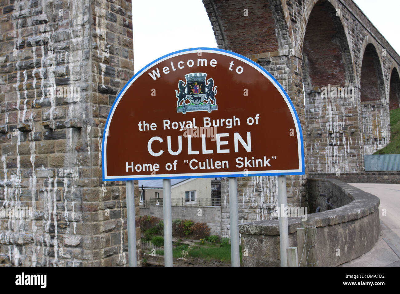 cullen sign photos 0017