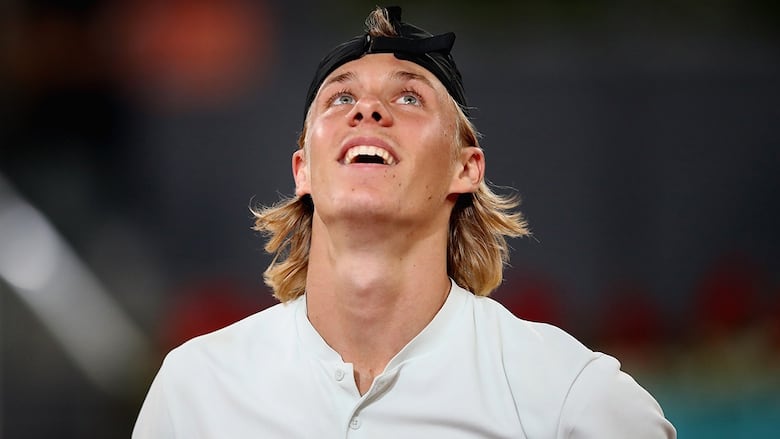 d shapovalov 0044