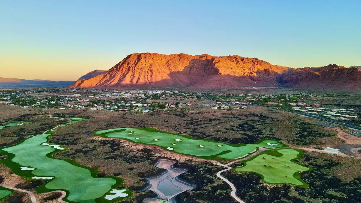 dark golf course image 0032