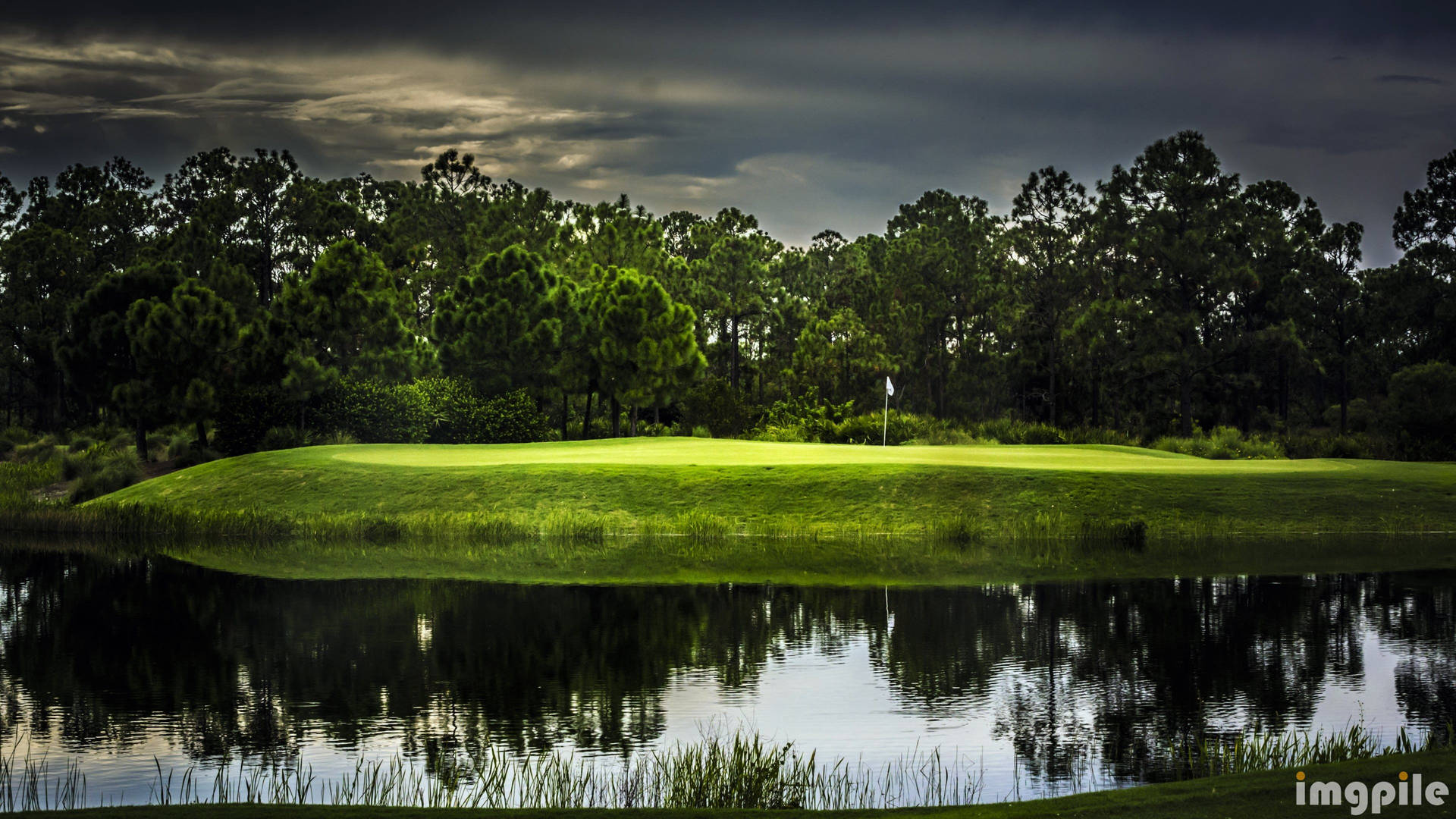 dark golf course image 0045