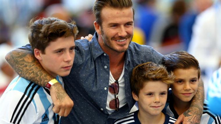 david beckham sign 0086