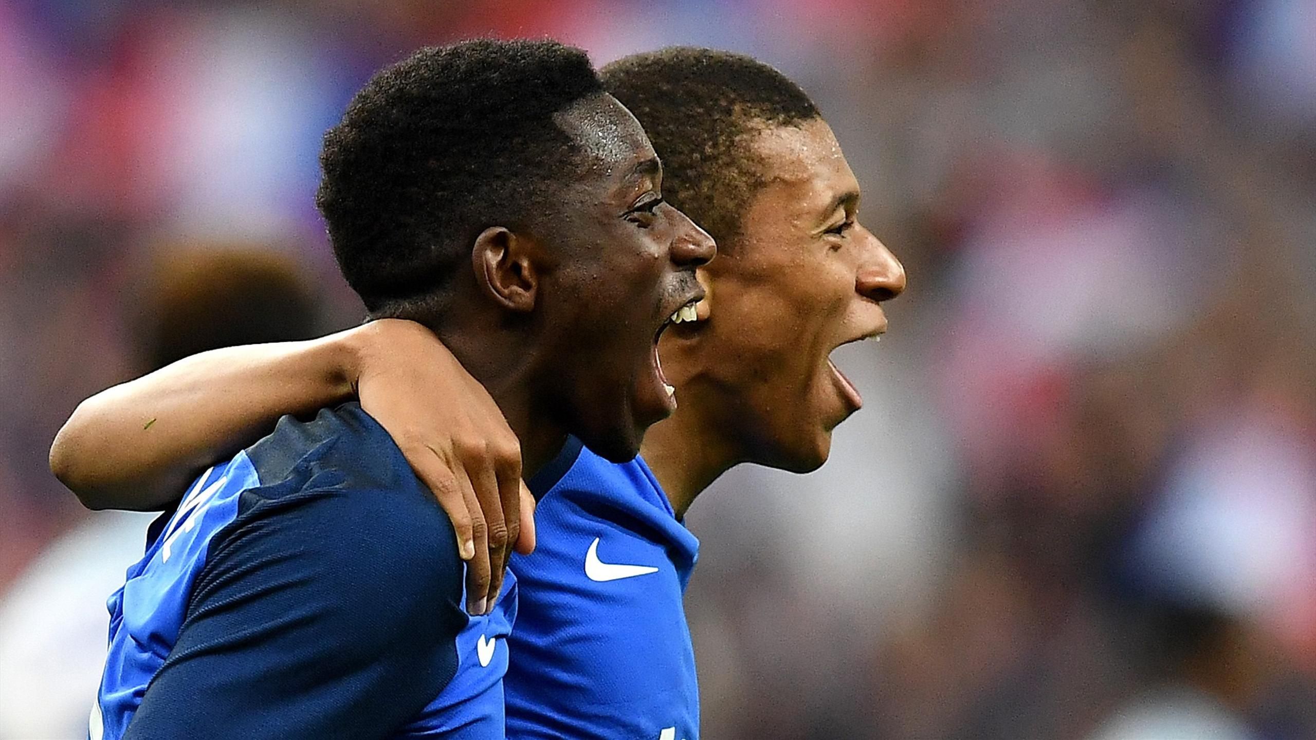Dembélé contract details