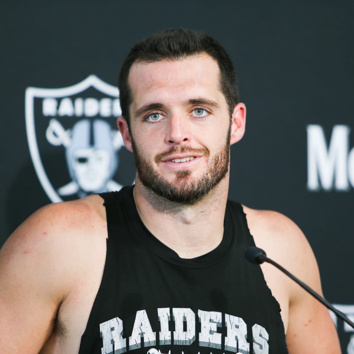derek carr images 0047