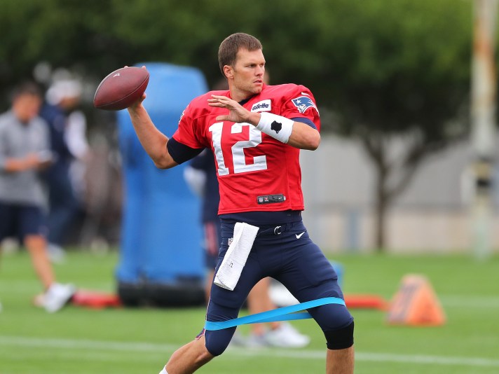 derek wolfe tom brady 0033