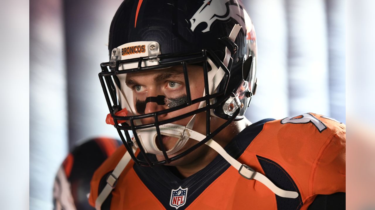 derek wolfe tom brady 0044