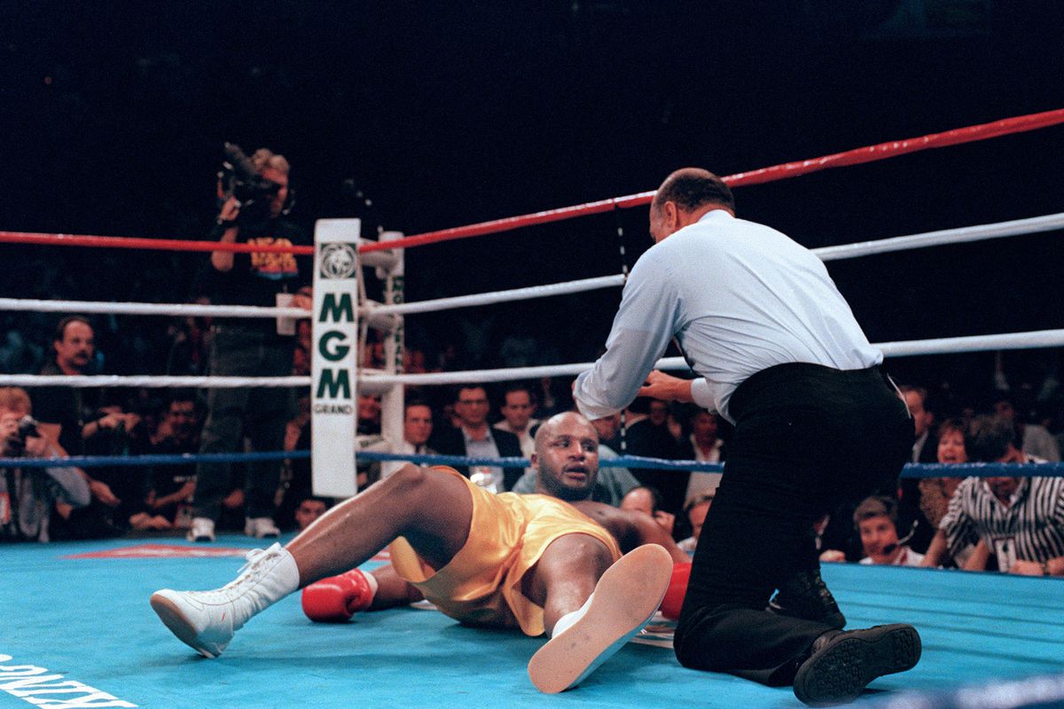 did foreman beat moorer 0031