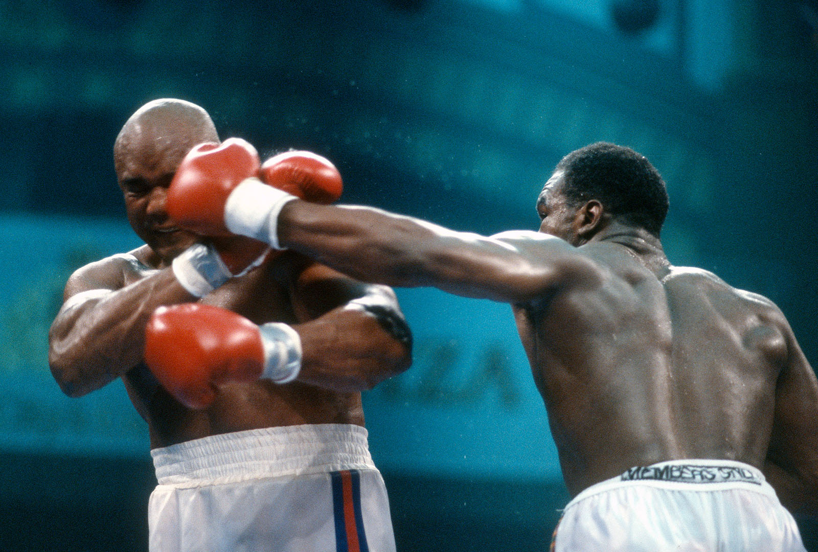 did foreman beat moorer 0038