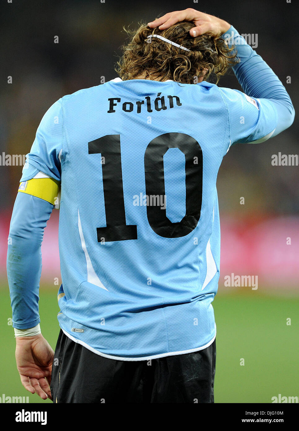 diego forlan 2010 0036