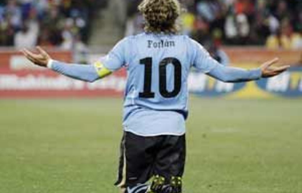 diego forlan 2010 0040