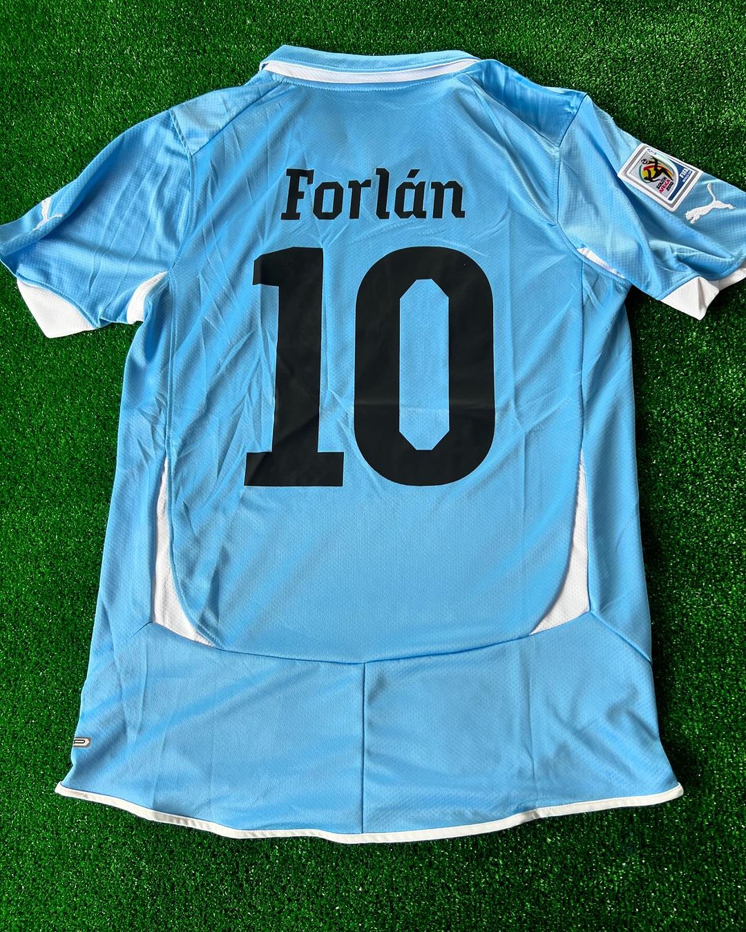 diego forlan 2010 0047
