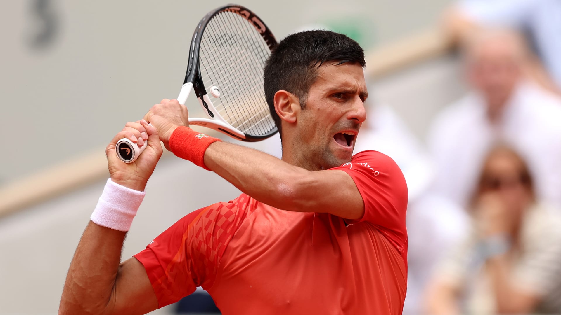 djokovic backhand 0010