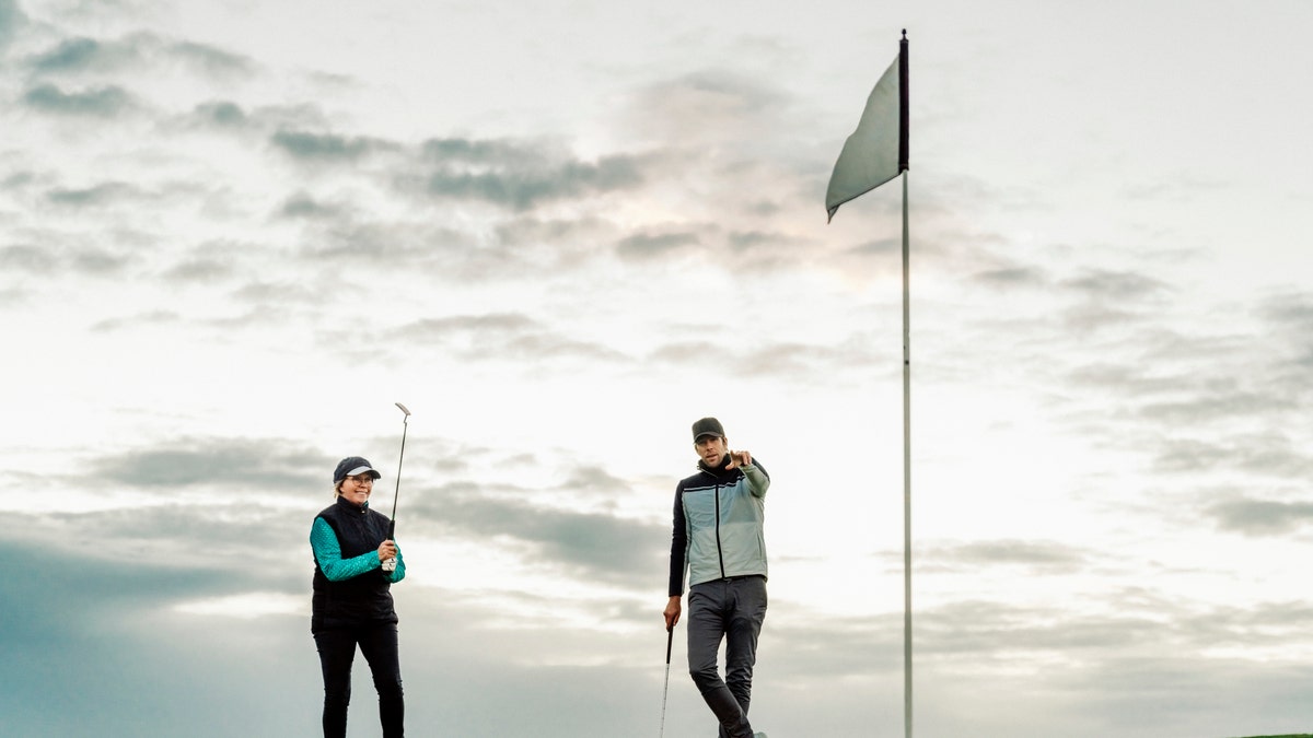 do people golf in the winter 0047