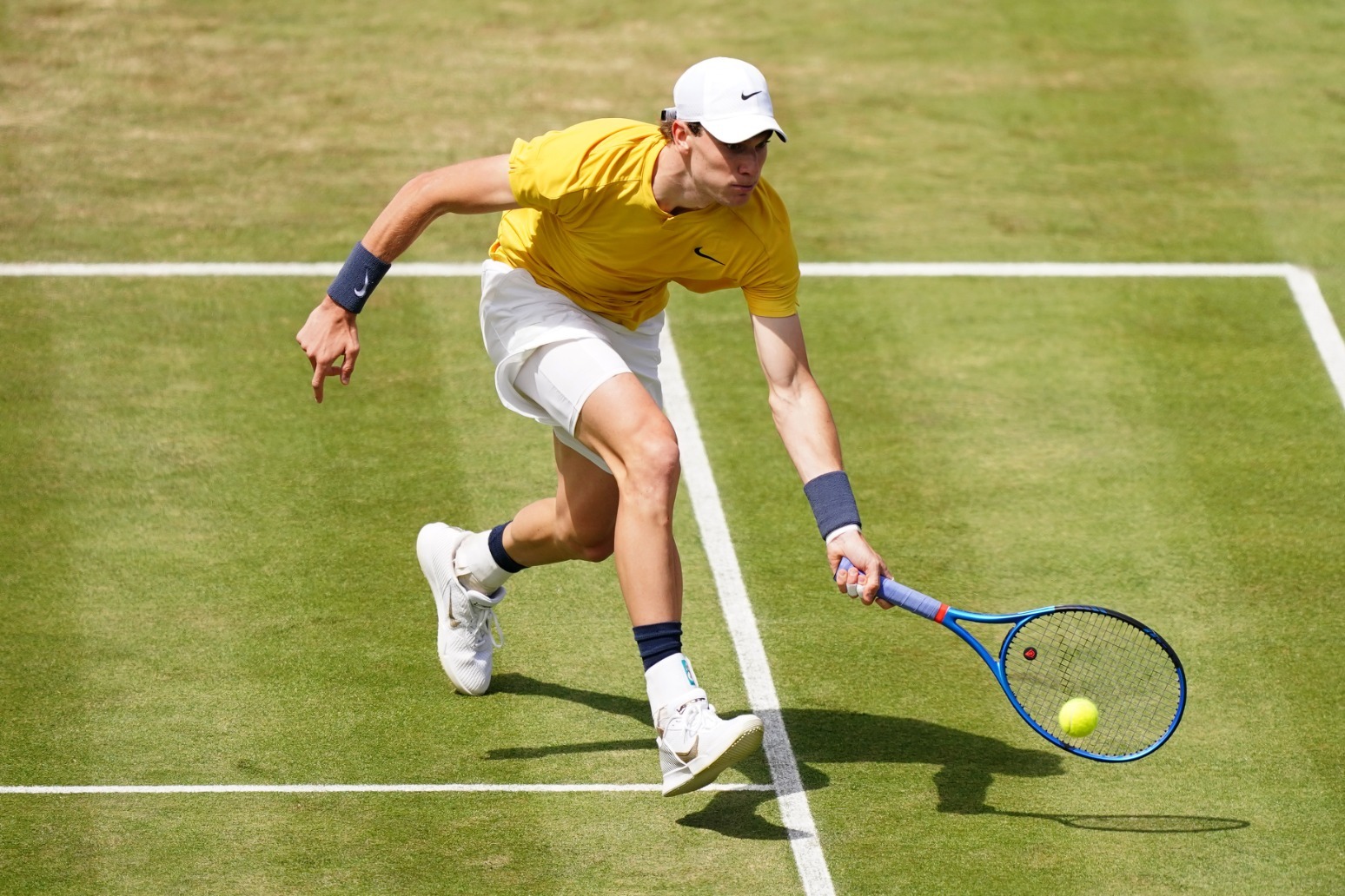 Draper tennis style