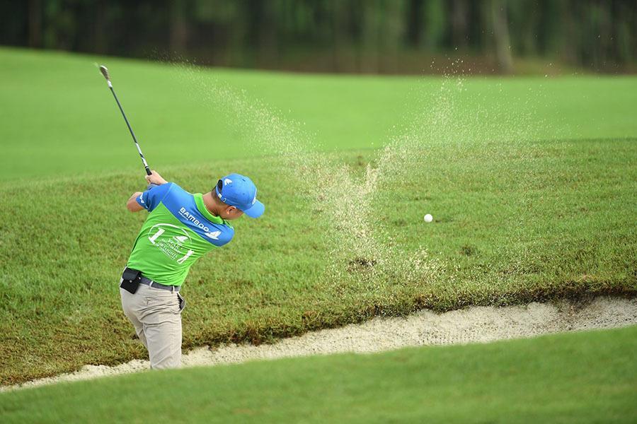 eagle on a par 5 0014