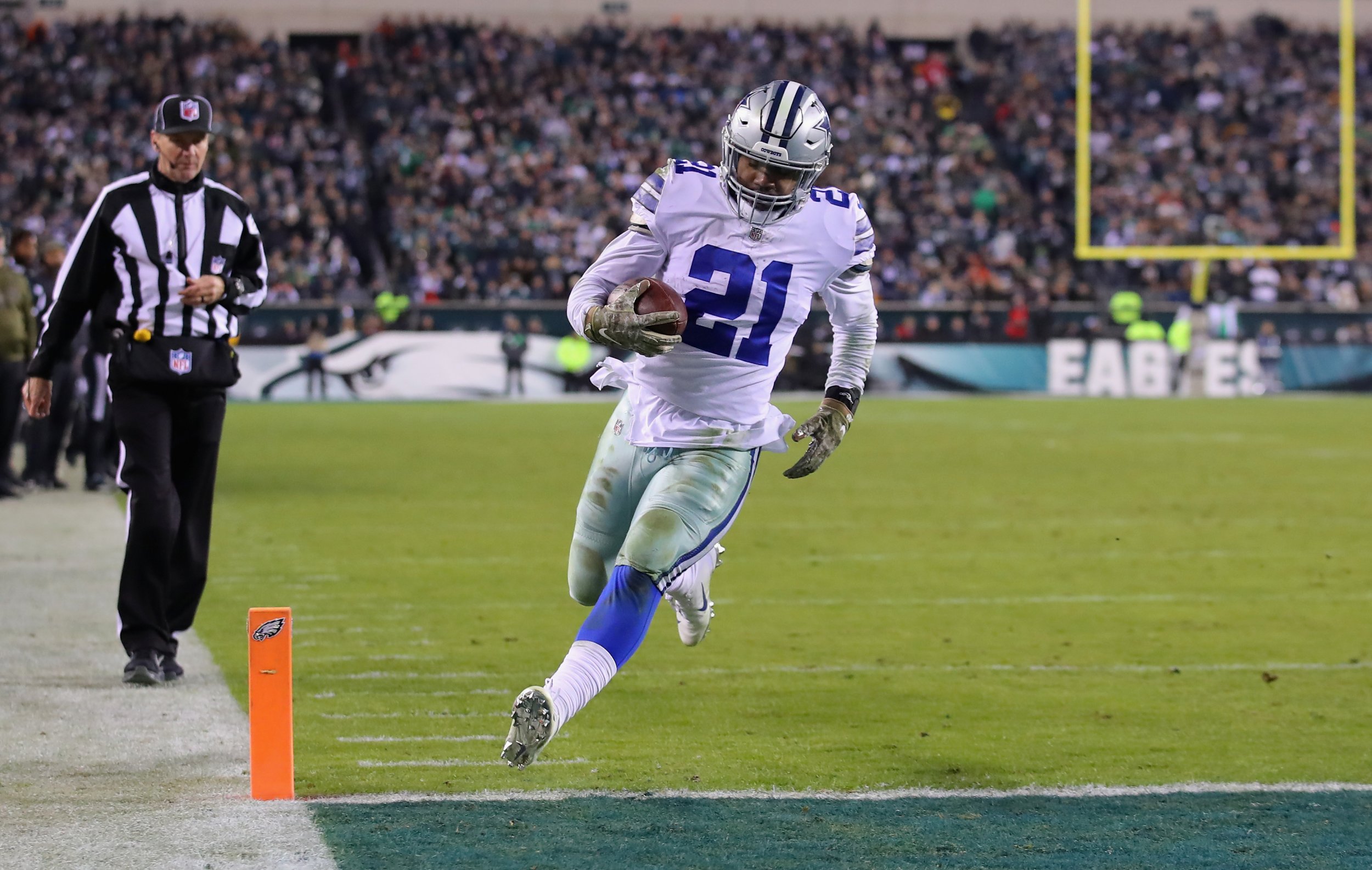 Eagles Ezekiel Elliott news