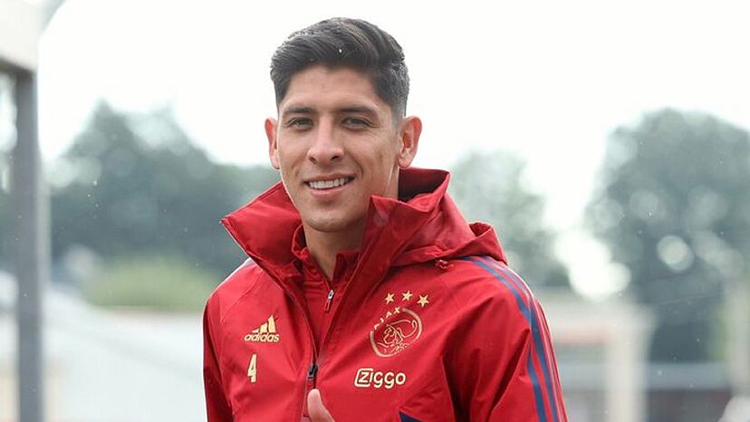 edson alvarez barcelona 0049