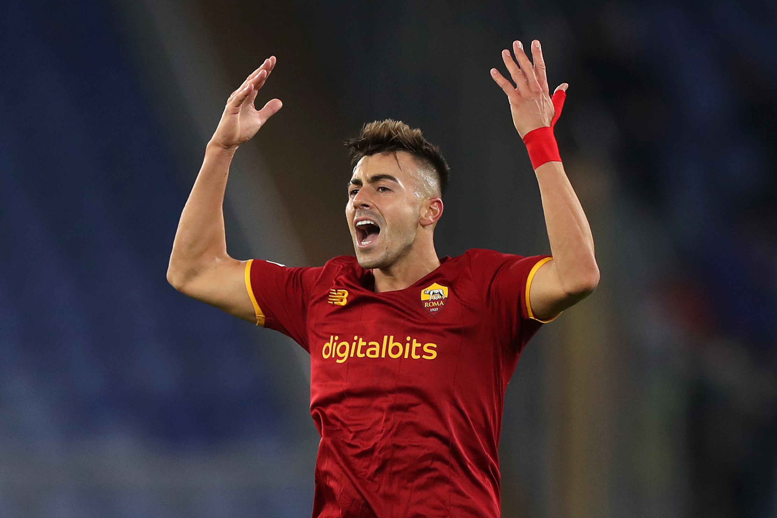 El Shaarawy fan interactions