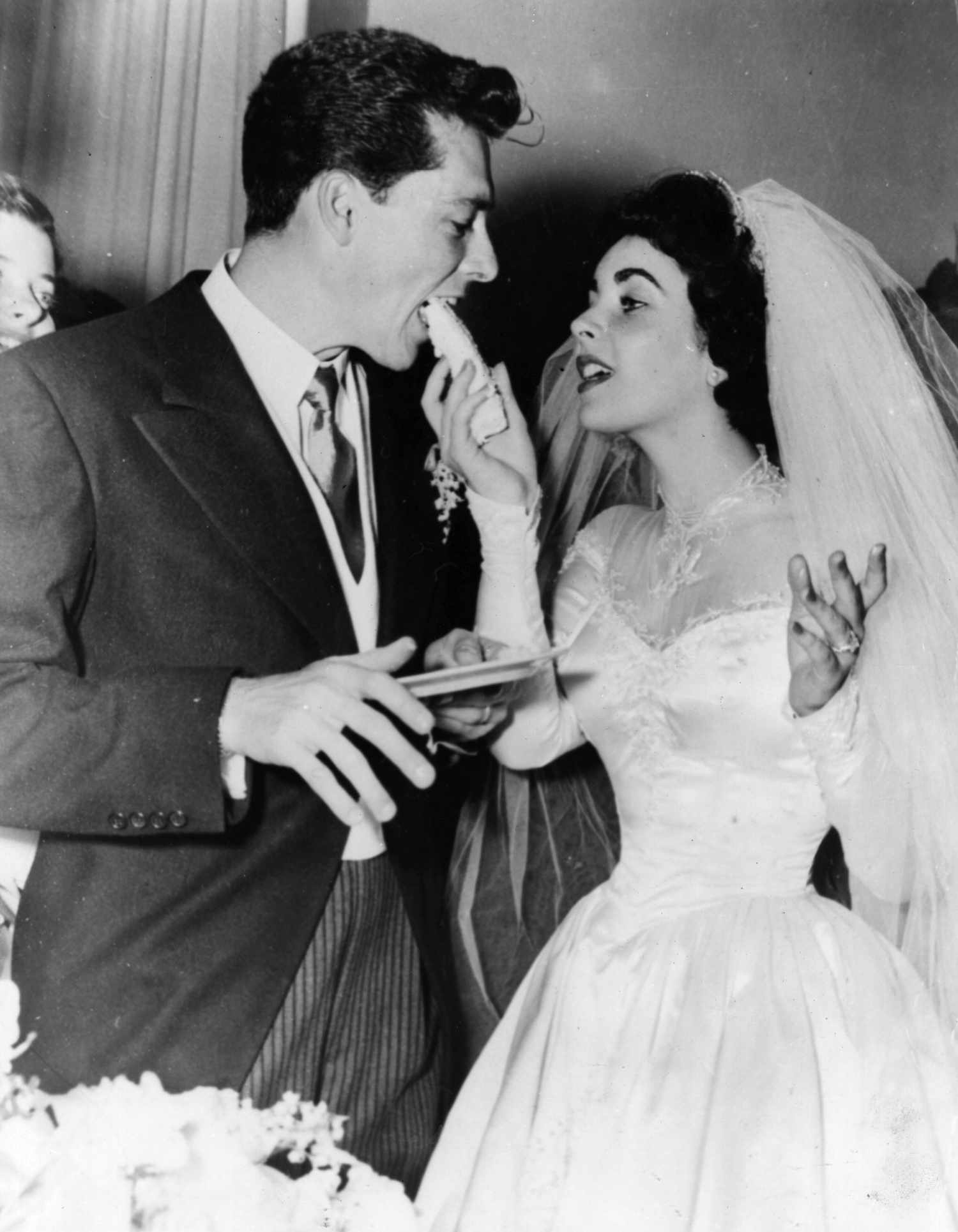elizabeth taylor dress 0011
